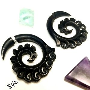Sexy Polynesian Carved Horn Spiral Earring